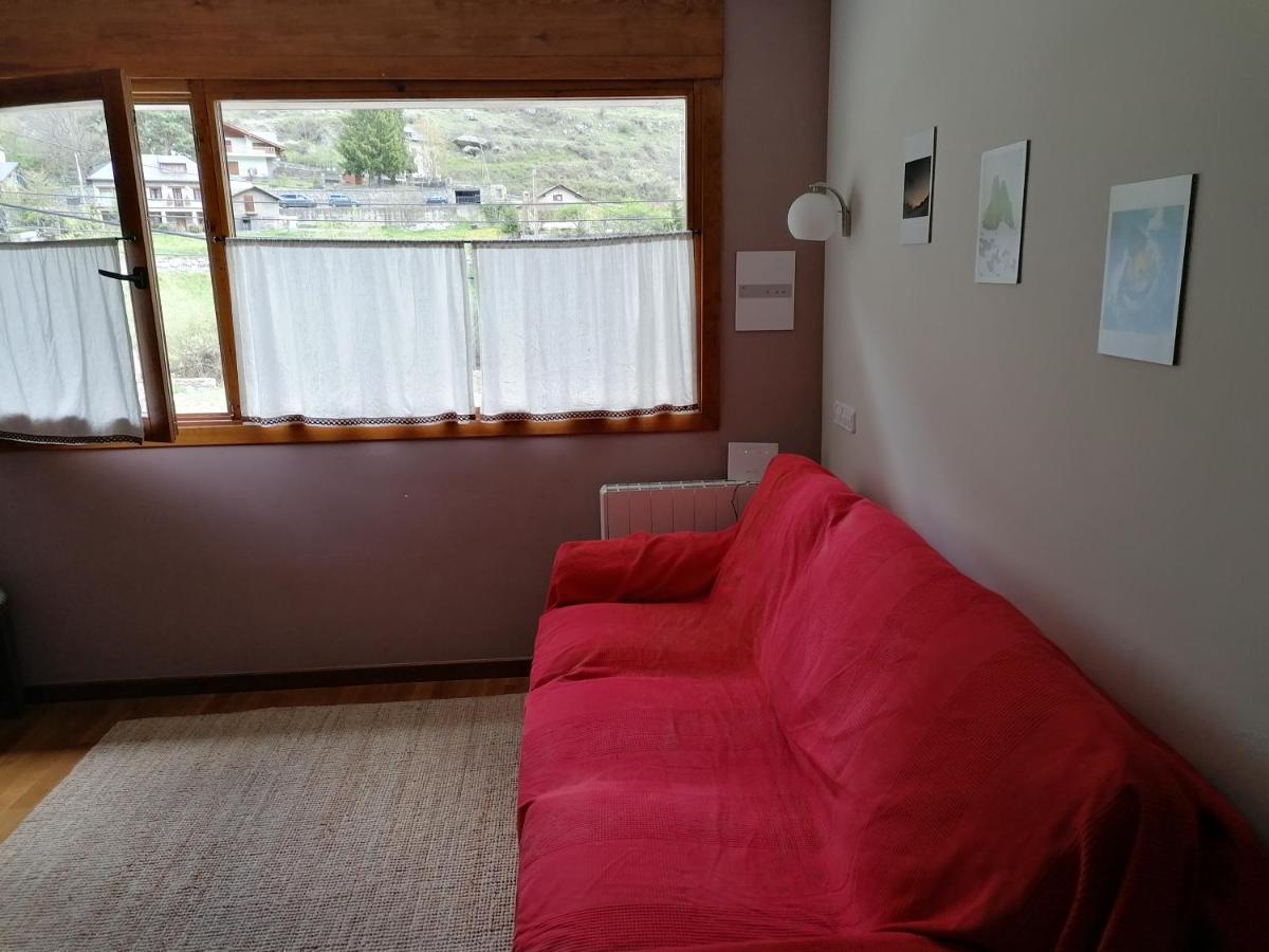 Le Petit Espot Apartment Екстериор снимка