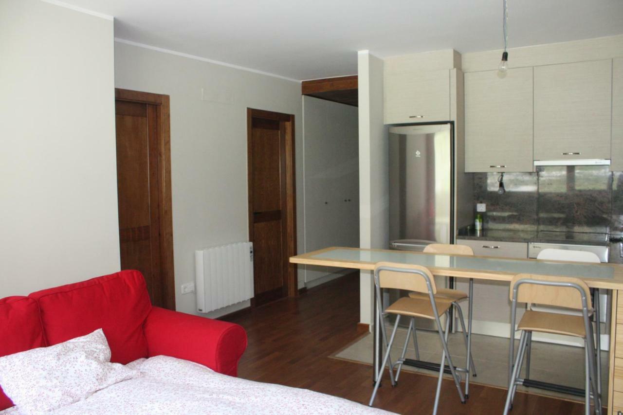 Le Petit Espot Apartment Екстериор снимка